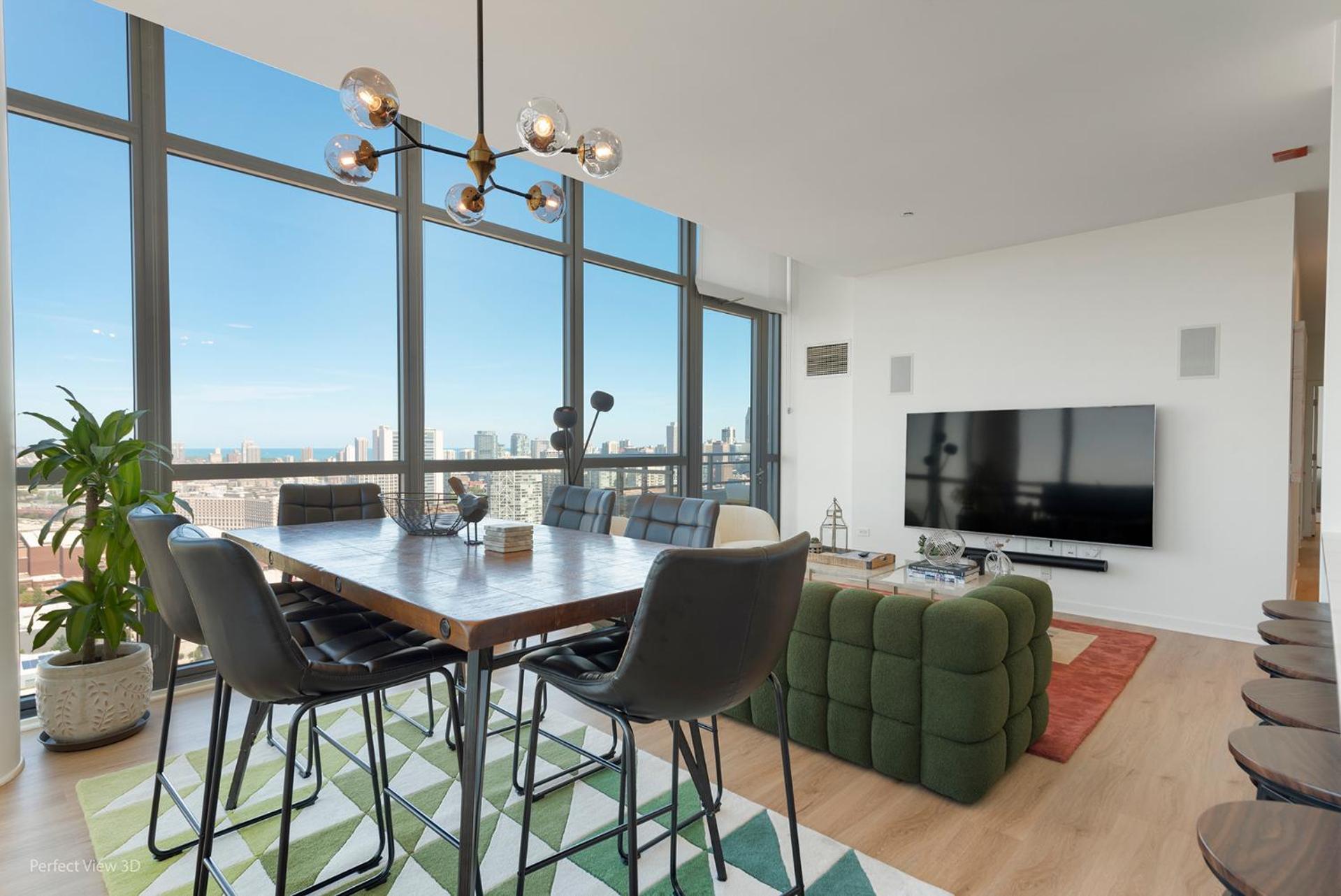 K2 Sky High With Stunning Views In West Loop Apartment